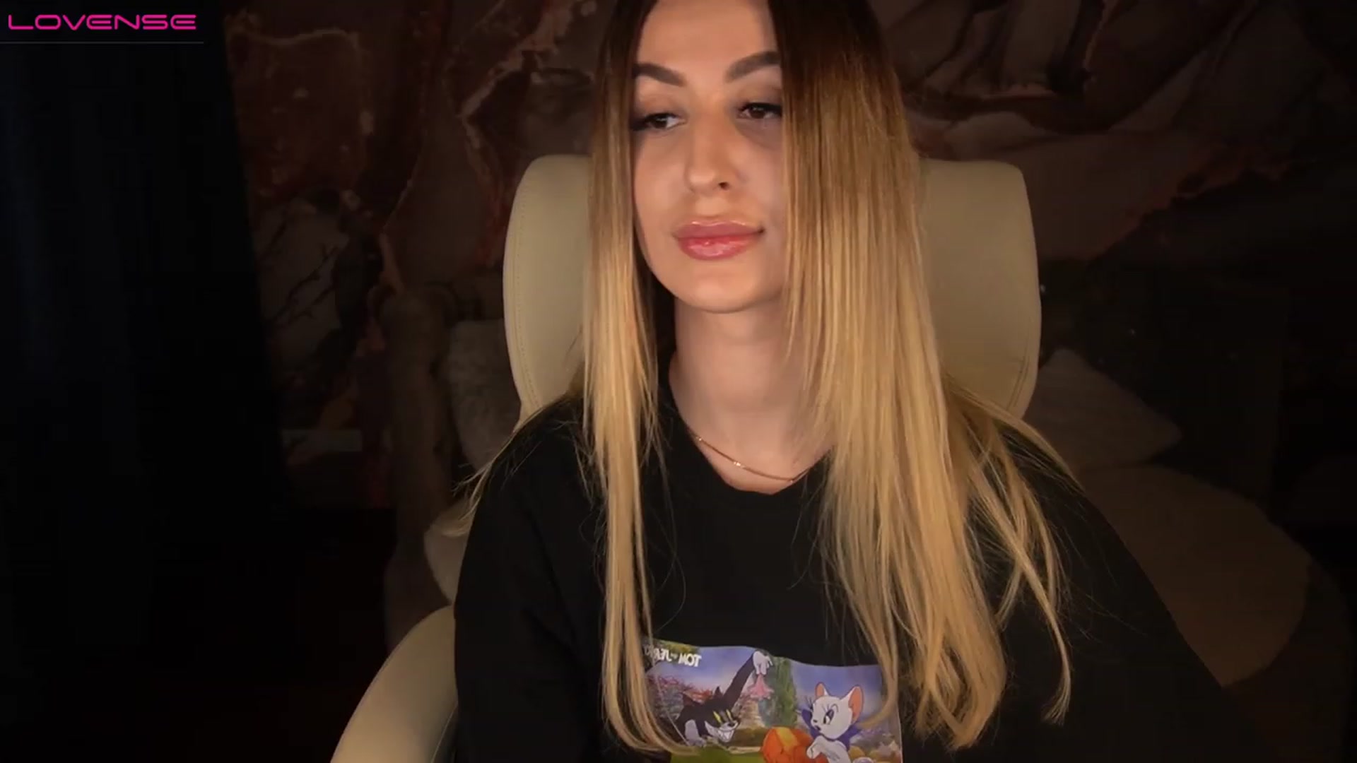 Gallery image thumbnail from LiaBrazzer's myfreecams stream on, 01/22/2023, 09:52 image 4 of 20