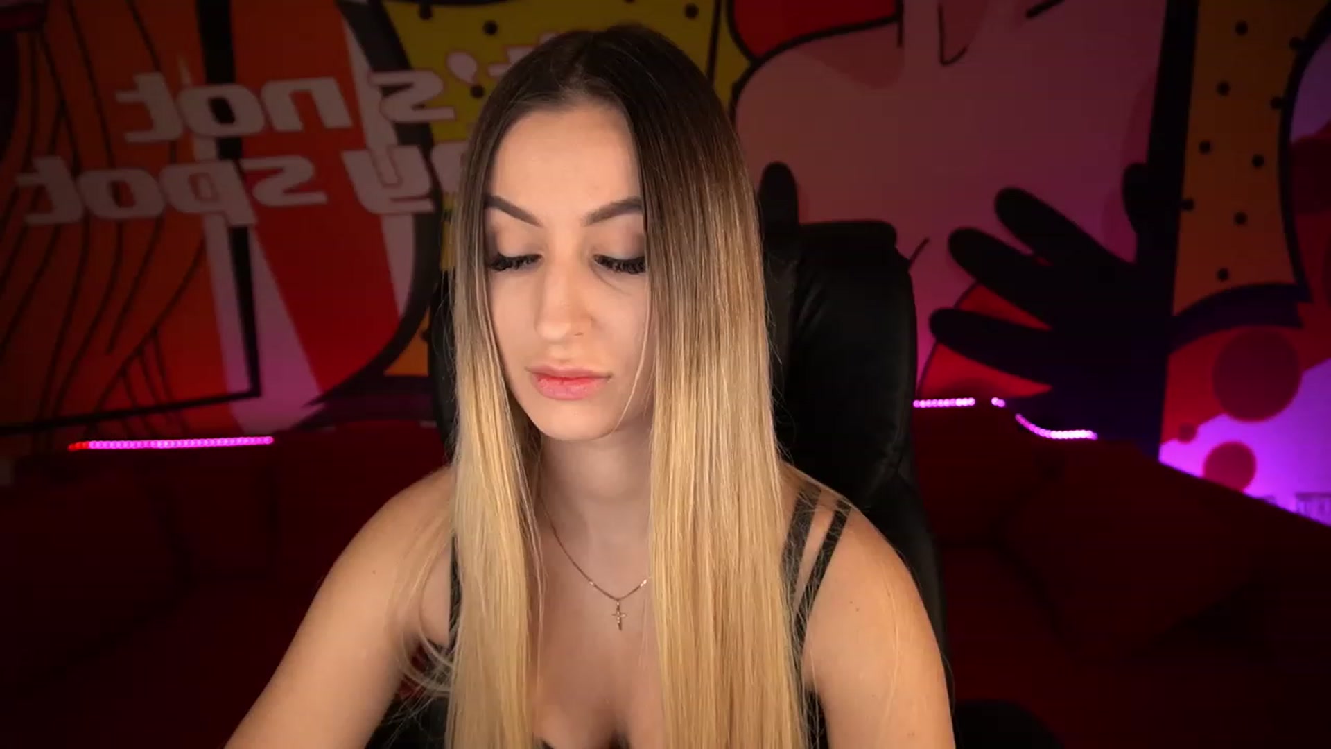 Gallery image thumbnail from LiaBrazzer's myfreecams stream on, 01/25/2023, 13:18 image 3 of 20