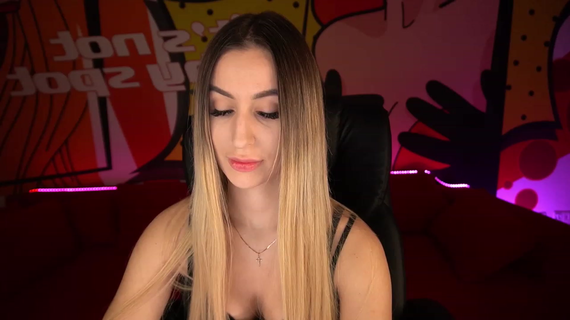 Gallery image thumbnail from LiaBrazzer's myfreecams stream on, 01/25/2023, 13:18 image 2 of 20