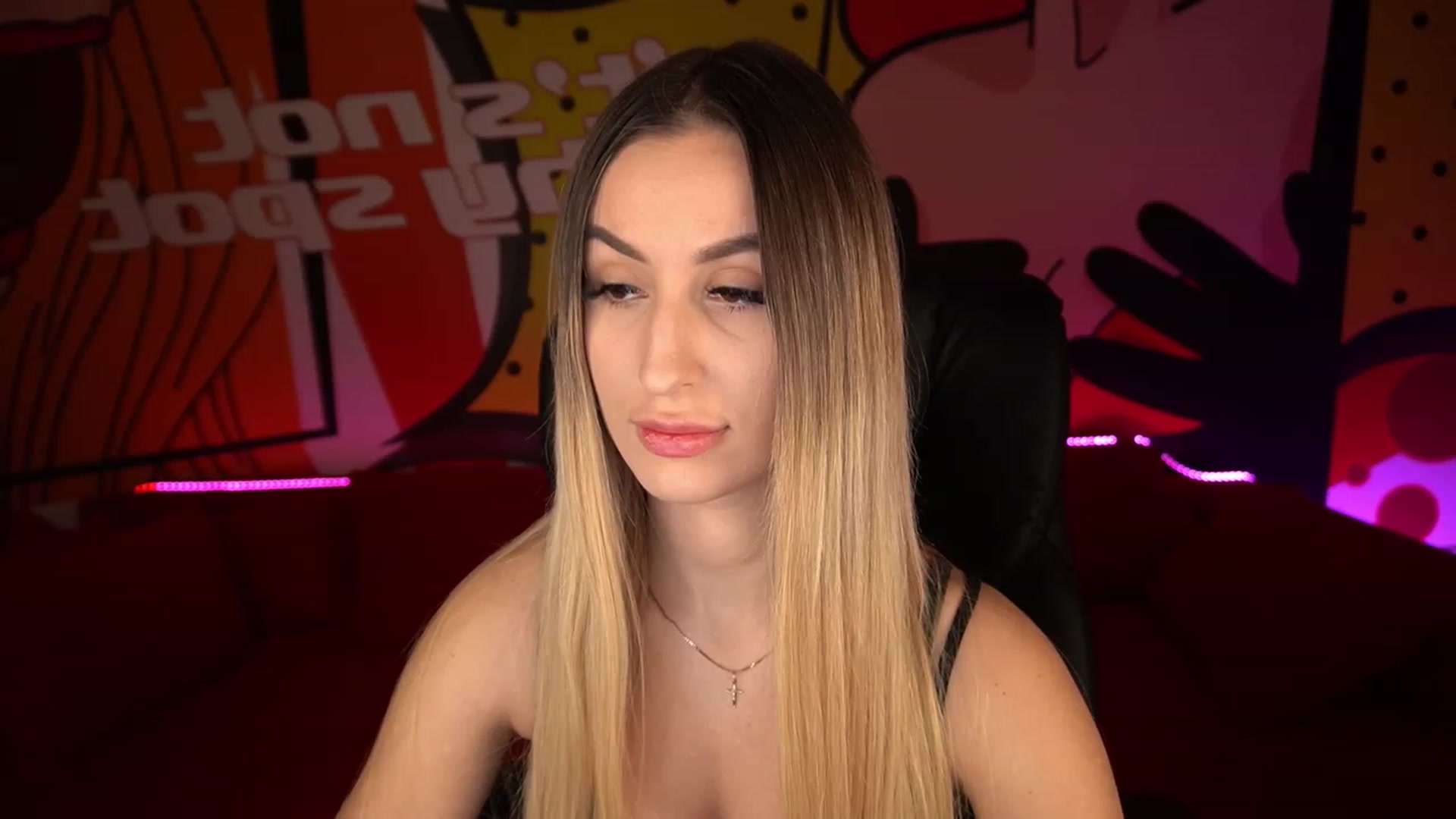 Gallery image thumbnail from LiaBrazzer's myfreecams stream on, 01/25/2023, 13:18 image 14 of 20