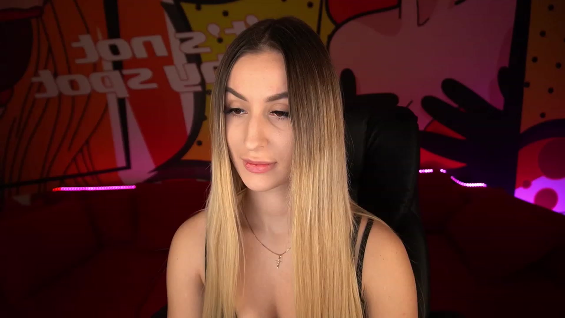 Gallery image thumbnail from LiaBrazzer's myfreecams stream on, 01/25/2023, 13:18 image 17 of 20