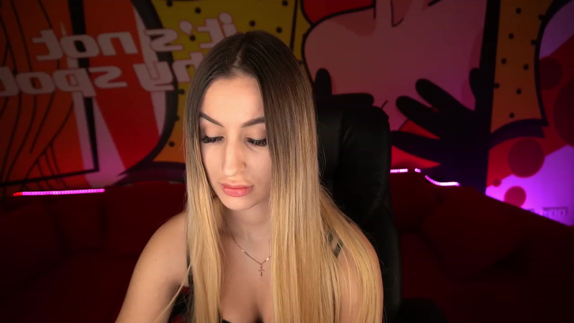 Gallery image thumbnail from LiaBrazzer's myfreecams stream on, 01/25/2023, 13:18 image 11 of 20