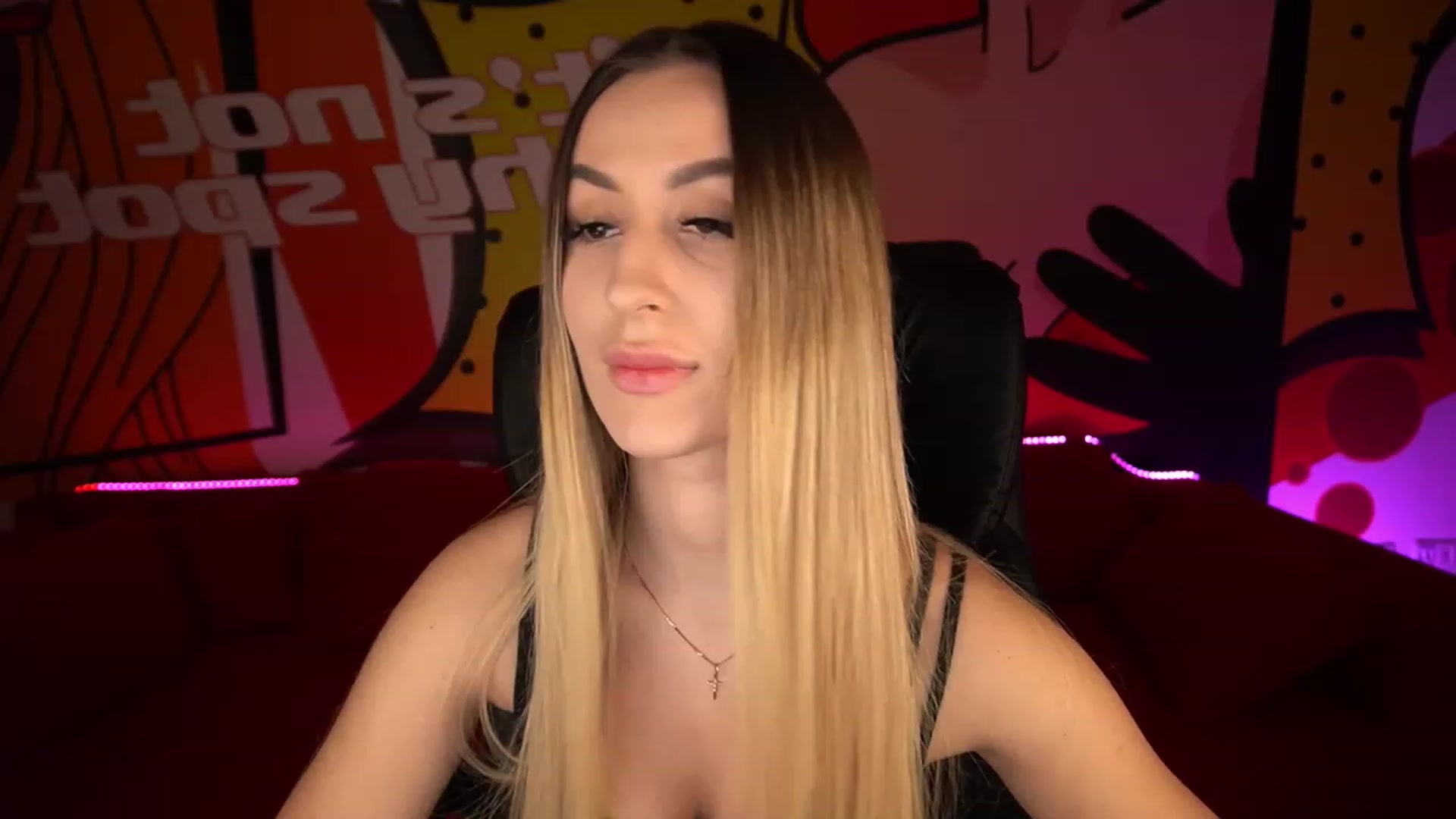 Gallery image thumbnail from LiaBrazzer's myfreecams stream on, 01/25/2023, 13:18 image 4 of 20
