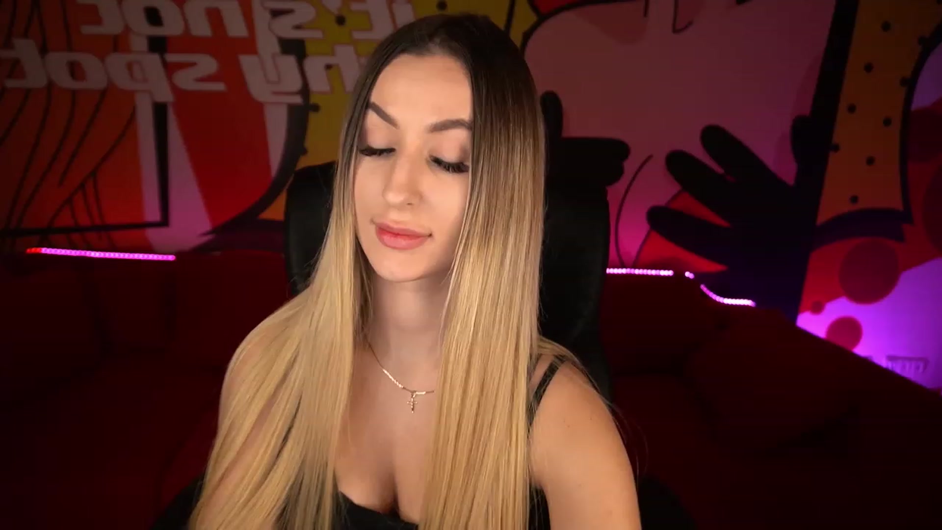 Gallery image thumbnail from LiaBrazzer's myfreecams stream on, 01/25/2023, 14:59 image 13 of 20