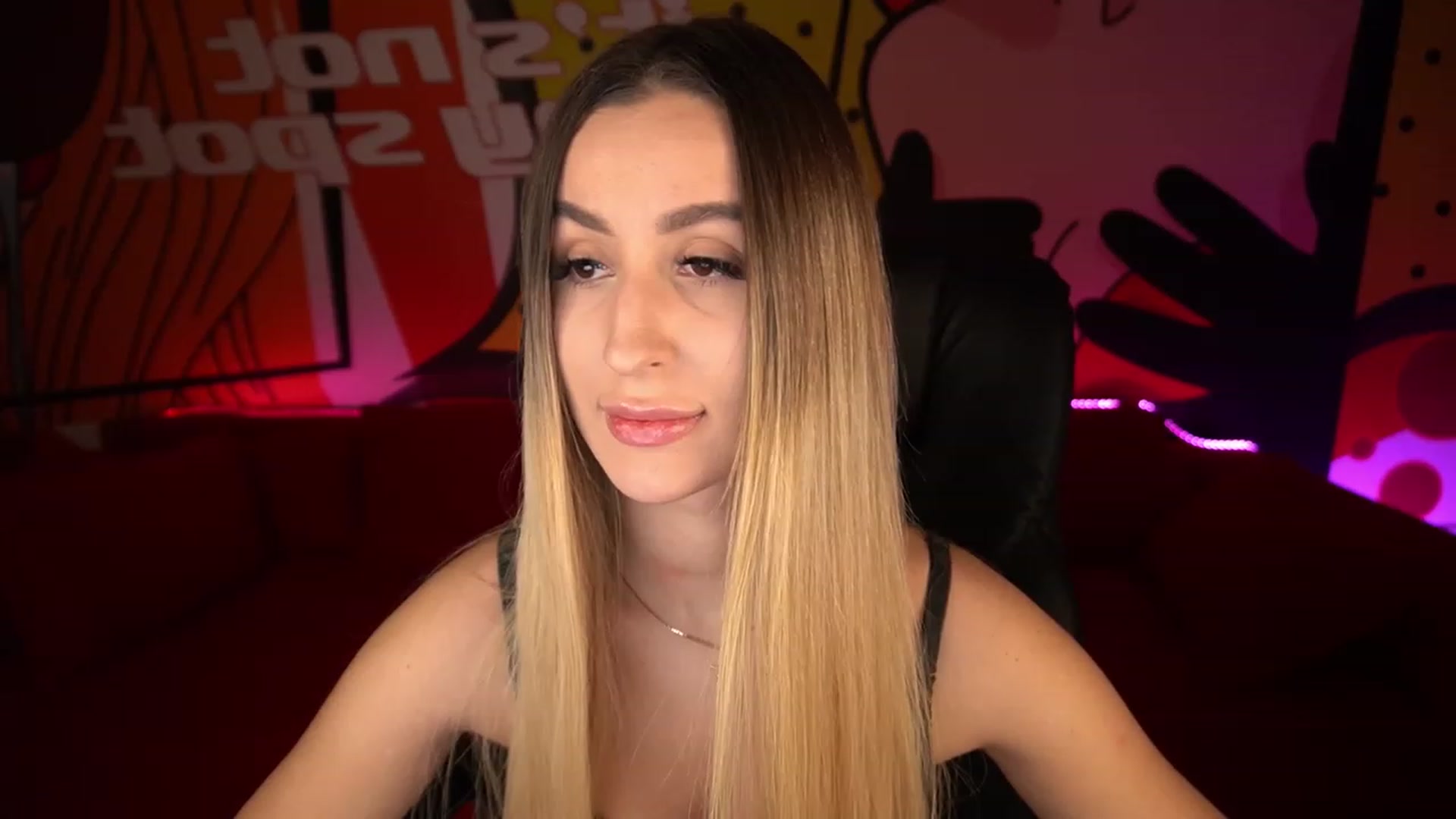 Gallery image thumbnail from LiaBrazzer's myfreecams stream on, 01/25/2023, 18:37 image 3 of 20