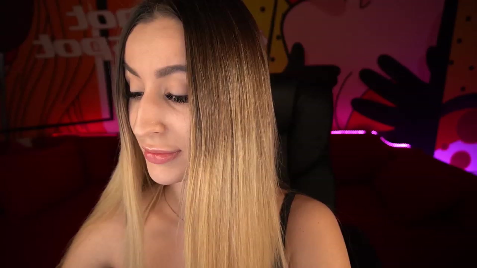 Gallery image thumbnail from LiaBrazzer's myfreecams stream on, 01/25/2023, 18:37 image 5 of 20