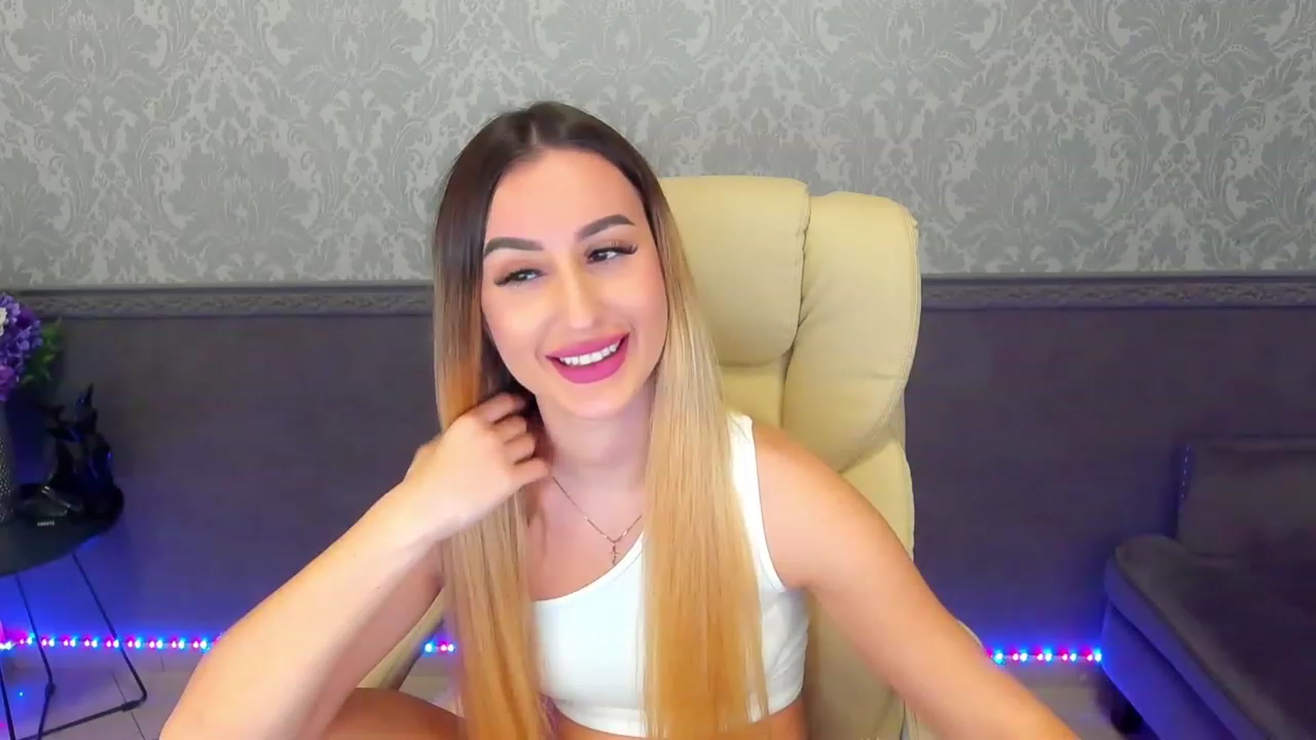 Gallery image thumbnail from LiaBrazzer's myfreecams stream on, 01/27/2023, 14:57 image 13 of 20