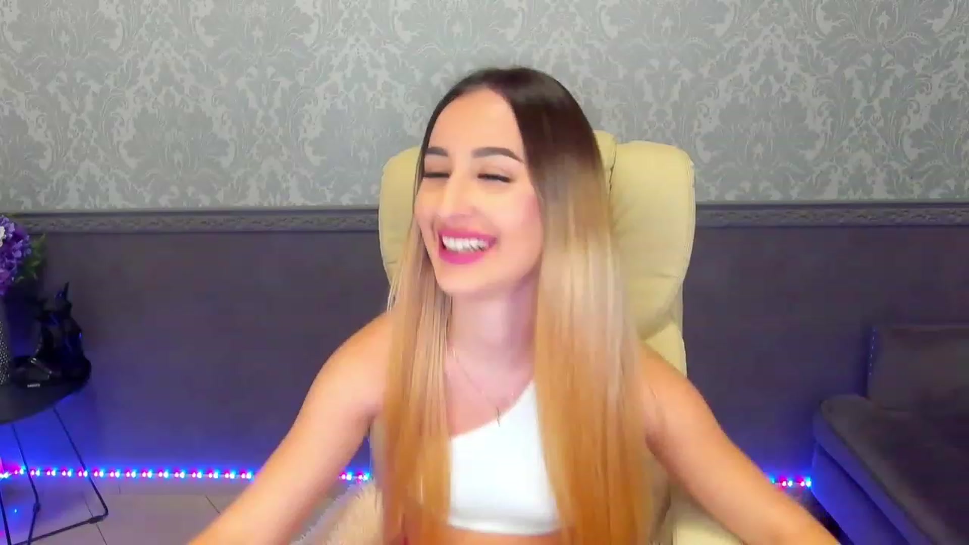 Gallery image thumbnail from LiaBrazzer's myfreecams stream on, 01/27/2023, 14:57 image 3 of 20