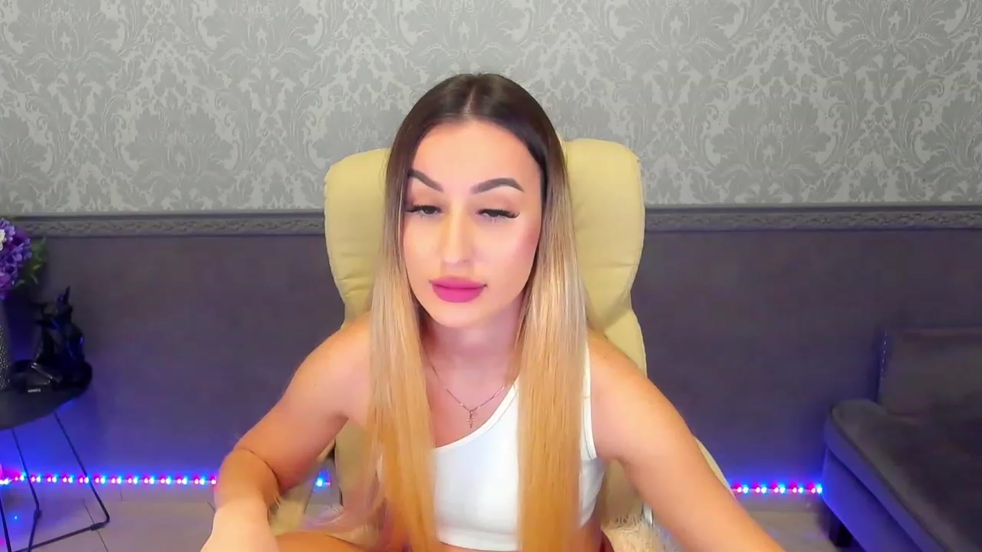 Gallery image thumbnail from LiaBrazzer's myfreecams stream on, 01/27/2023, 14:57 image 11 of 20