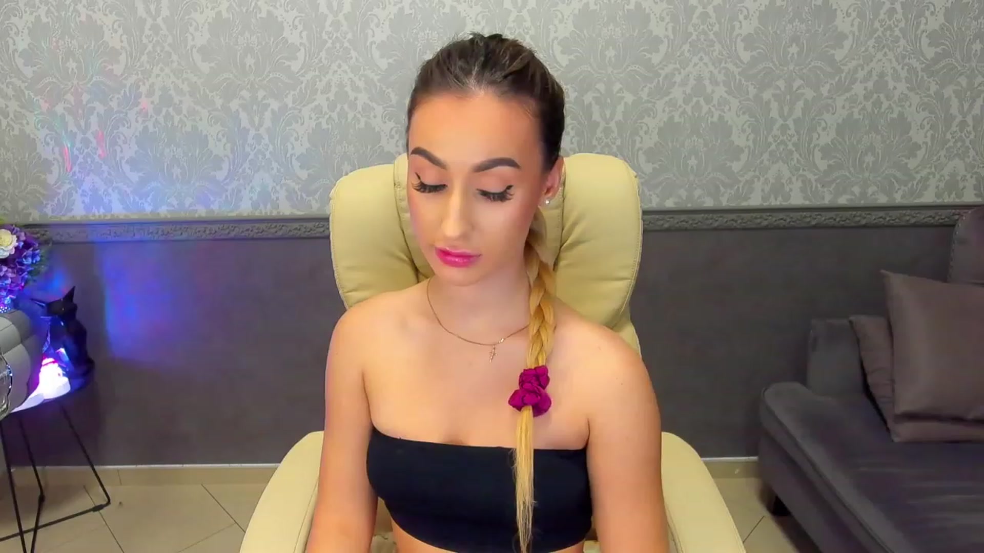 Gallery image thumbnail from LiaBrazzer's myfreecams stream on, 01/29/2023, 17:37 image 20 of 20