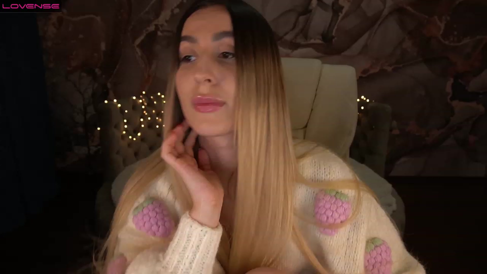 Gallery image thumbnail from LiaBrazzer's myfreecams stream on, 02/05/2023, 17:53 image 6 of 20