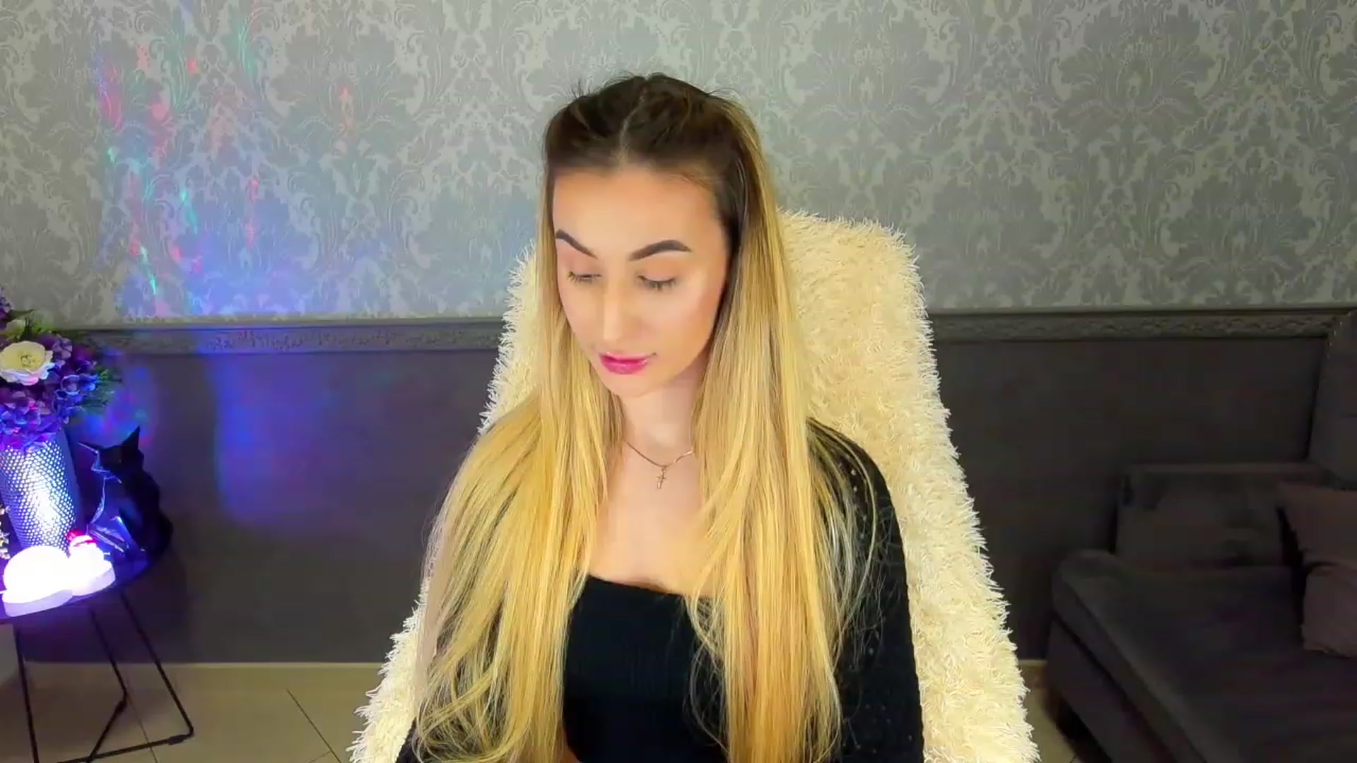 Gallery image thumbnail from LiaBrazzer's myfreecams stream on, 02/06/2023, 15:13 image 14 of 20