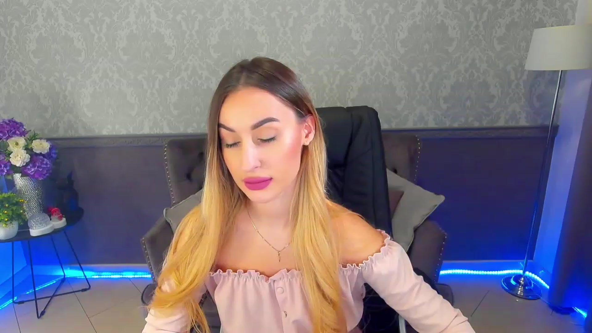 Gallery image thumbnail from LiaBrazzer's myfreecams stream on, 02/11/2023, 12:48 image 4 of 20