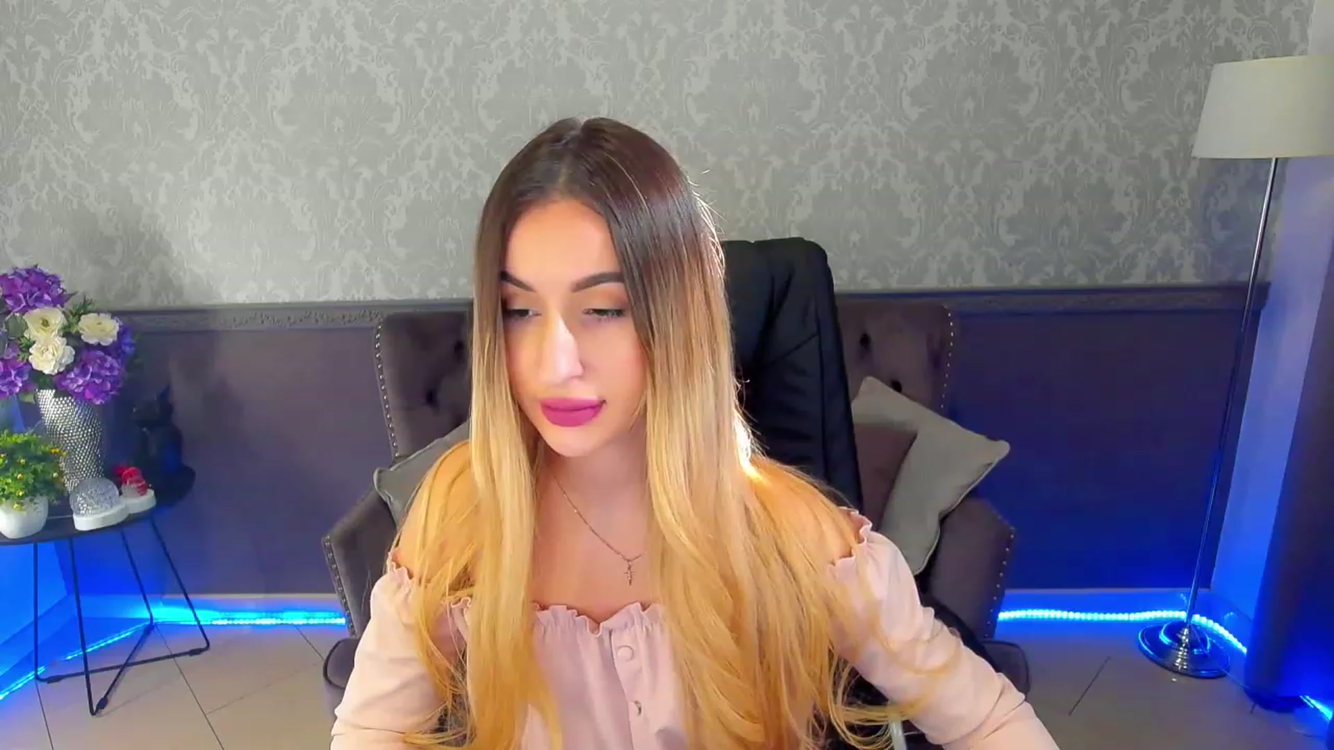 Gallery image thumbnail from LiaBrazzer's myfreecams stream on, 02/11/2023, 12:48 image 7 of 20