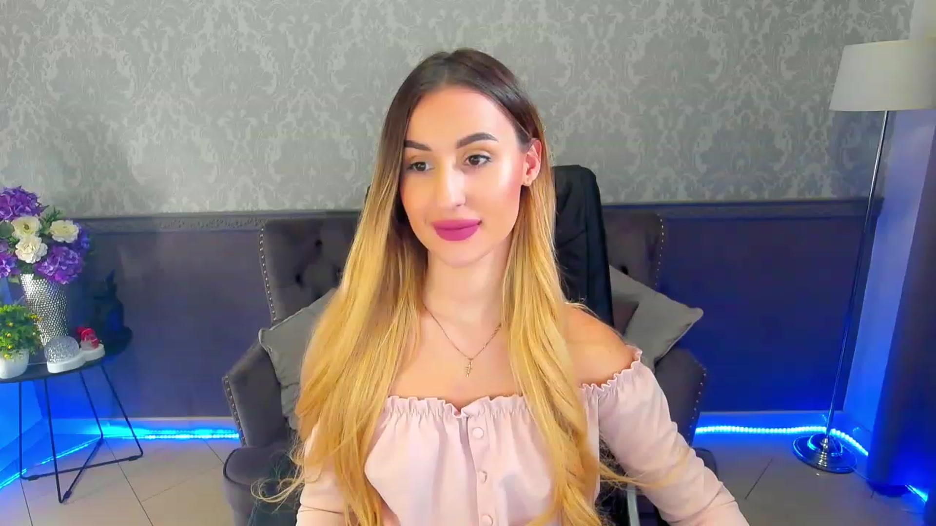 Gallery image thumbnail from LiaBrazzer's myfreecams stream on, 02/11/2023, 12:48 image 1 of 20