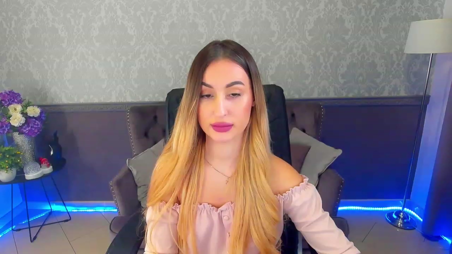 Gallery image thumbnail from LiaBrazzer's myfreecams stream on, 02/11/2023, 13:44 image 1 of 20