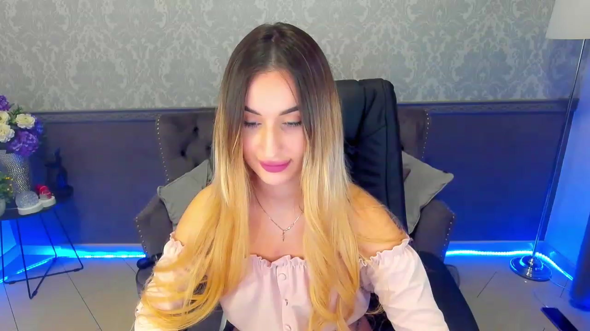 Gallery image thumbnail from LiaBrazzer's myfreecams stream on, 02/11/2023, 13:44 image 10 of 20