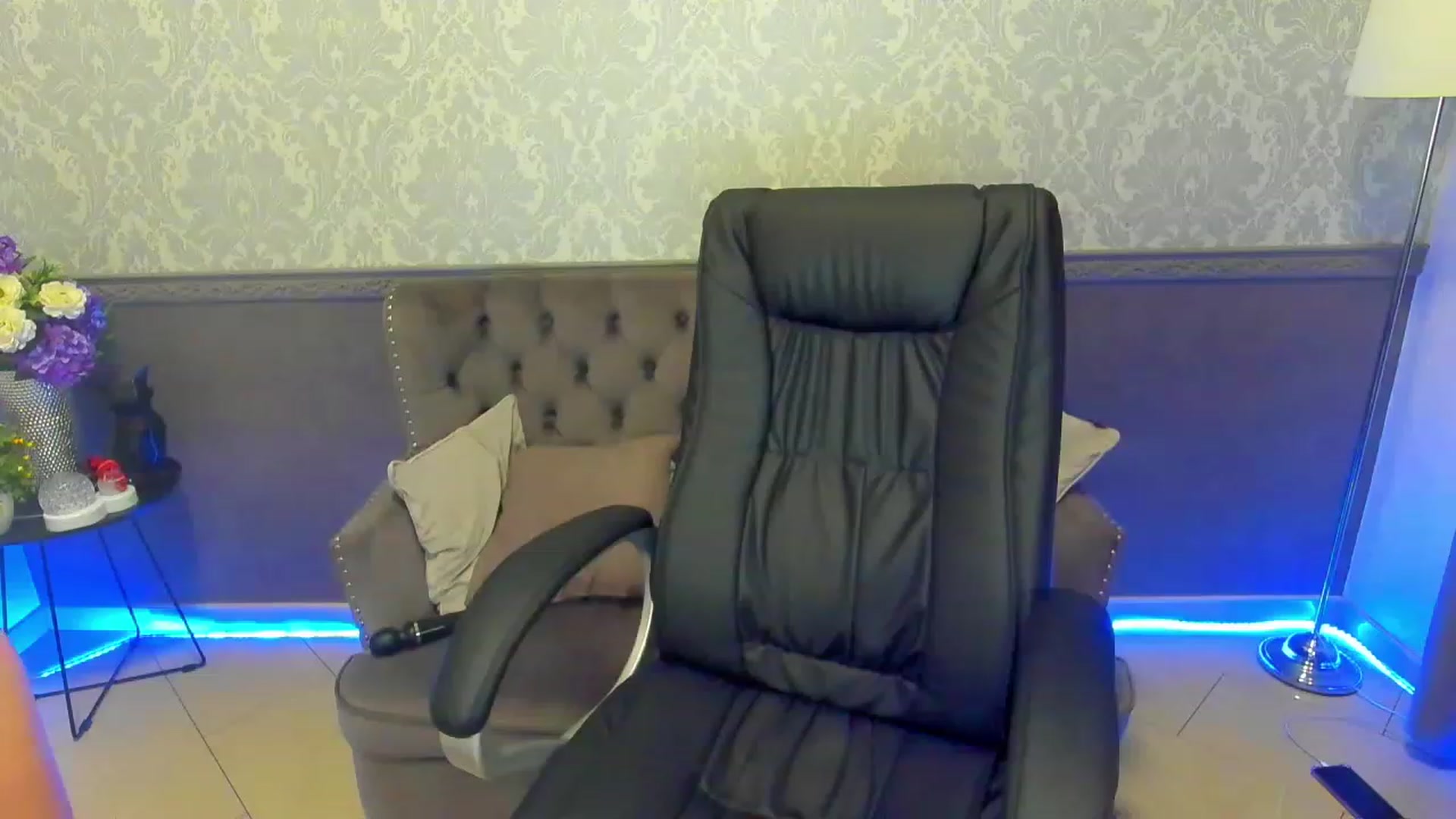 Gallery image thumbnail from LiaBrazzer's myfreecams stream on, 02/11/2023, 13:44 image 8 of 20