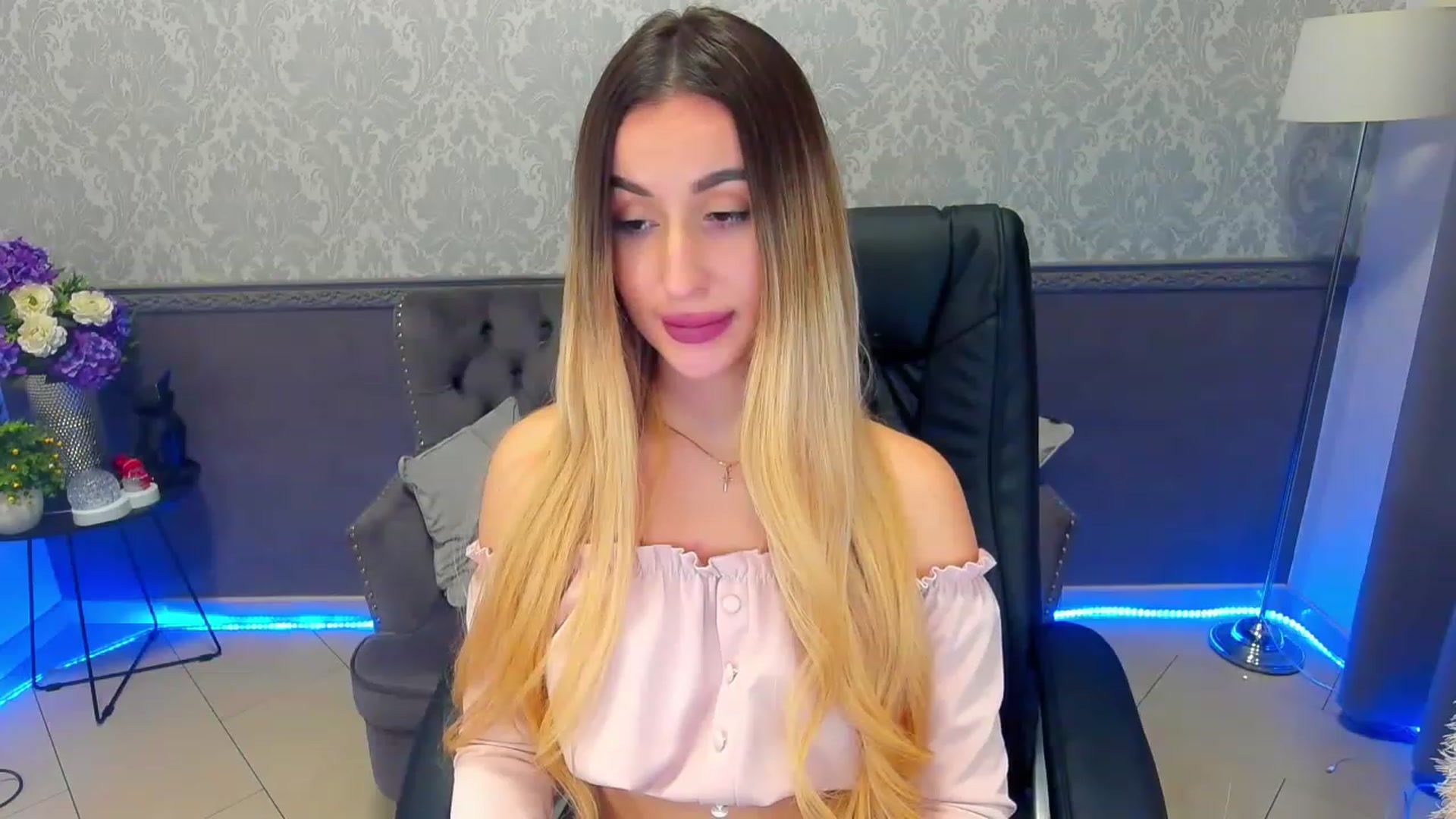 Gallery image thumbnail from LiaBrazzer's myfreecams stream on, 02/11/2023, 16:08 image 20 of 20