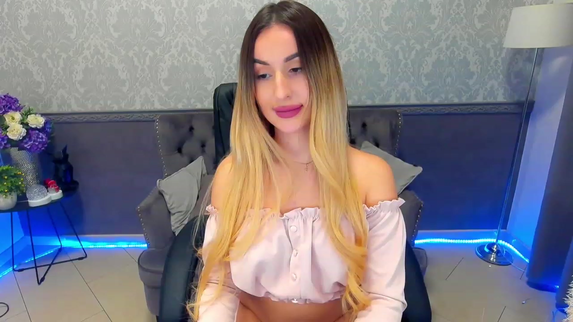 Gallery image thumbnail from LiaBrazzer's myfreecams stream on, 02/11/2023, 16:08 image 1 of 20