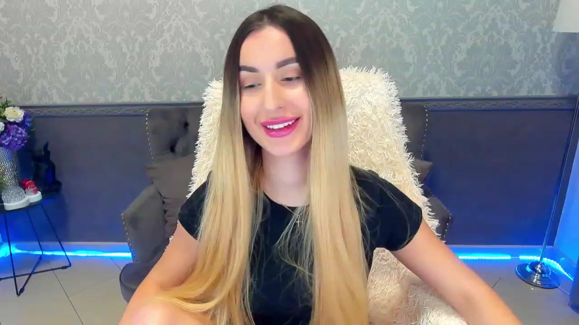 Gallery image thumbnail from LiaBrazzer's myfreecams stream on, 02/12/2023, 11:35 image 14 of 20