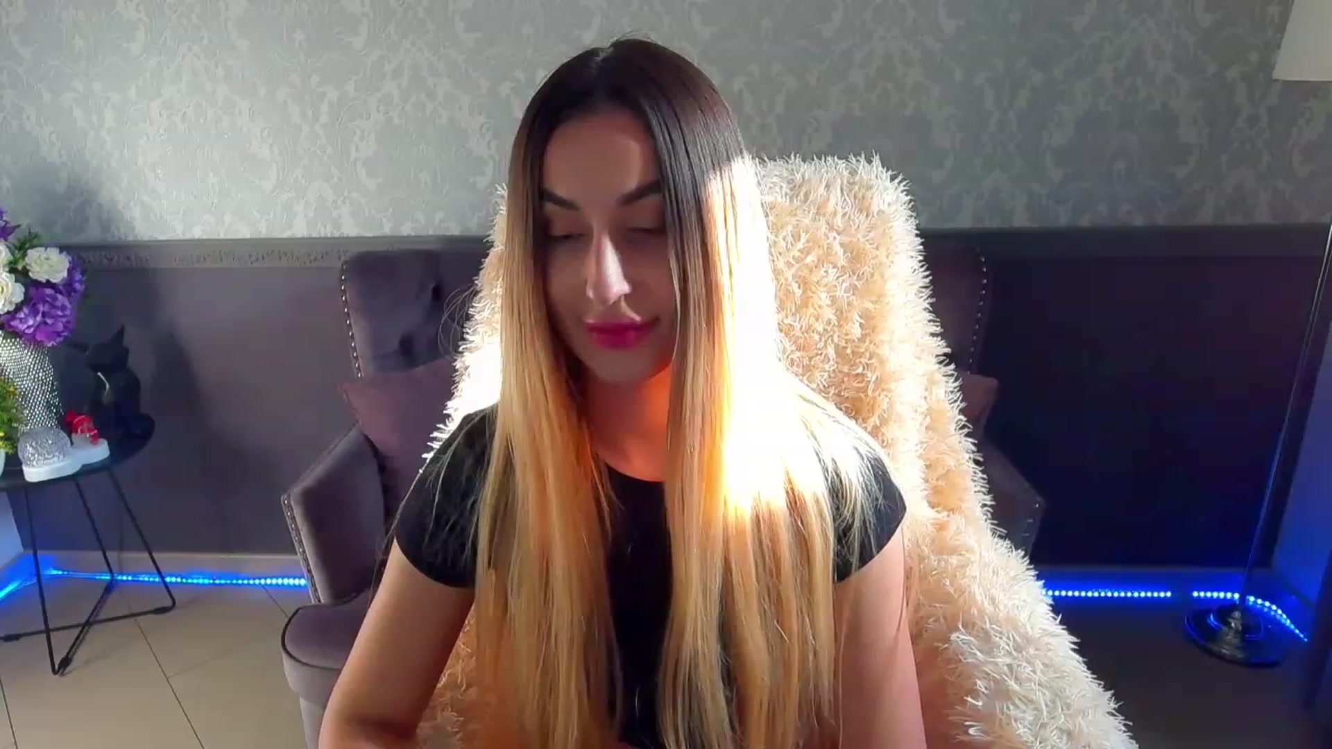 Gallery image thumbnail from LiaBrazzer's myfreecams stream on, 02/12/2023, 14:03 image 8 of 20