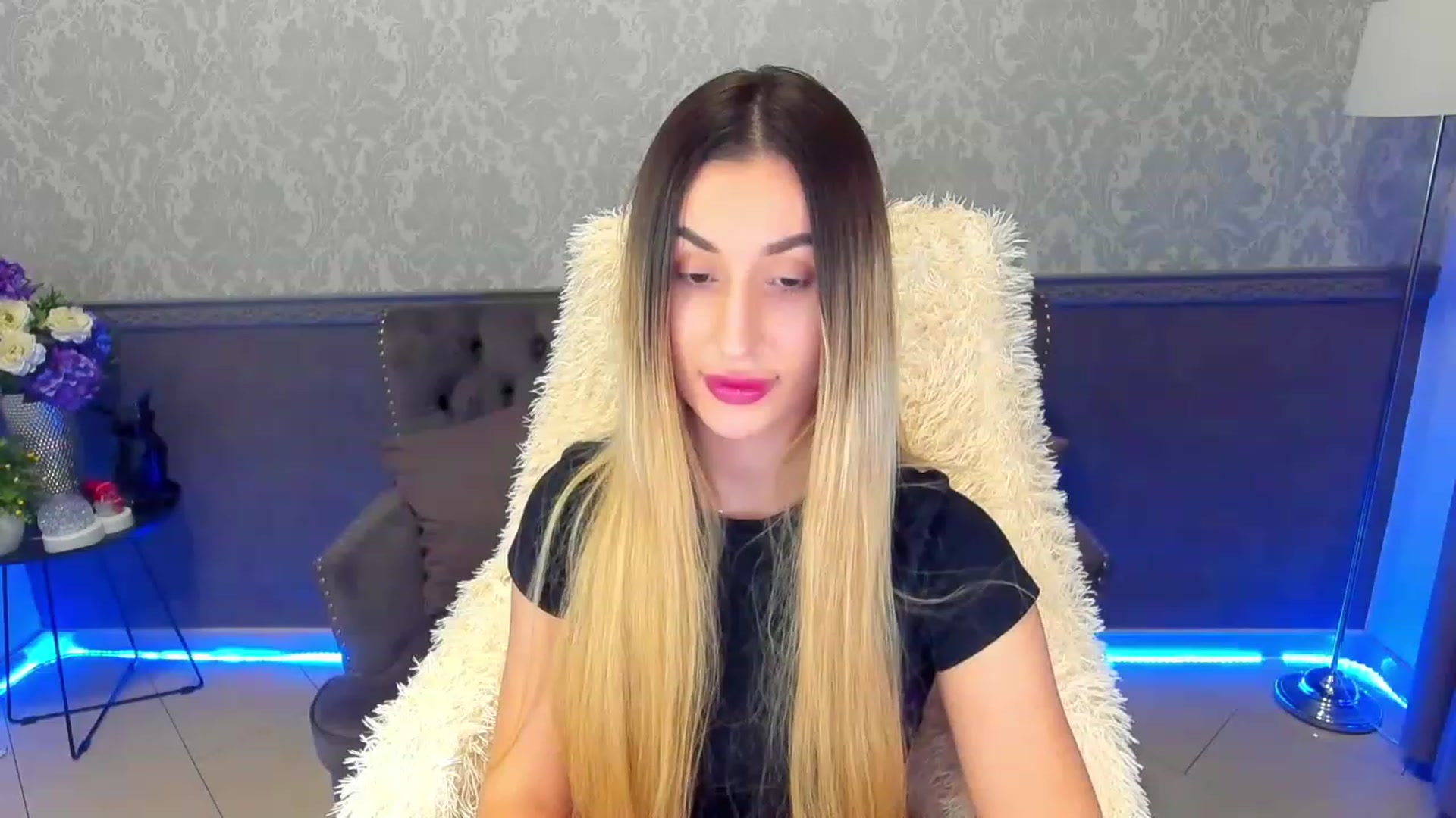 Gallery image thumbnail from LiaBrazzer's myfreecams stream on, 02/12/2023, 17:52 image 1 of 20