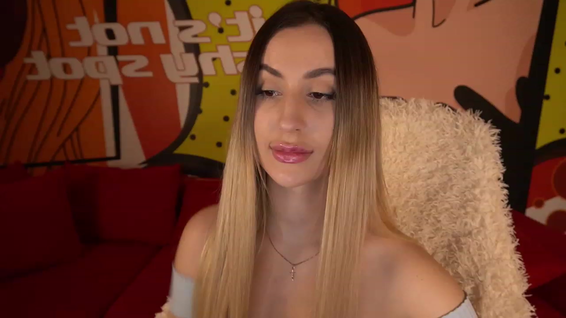 Gallery image thumbnail from LiaBrazzer's myfreecams stream on, 02/17/2023, 16:15 image 9 of 20