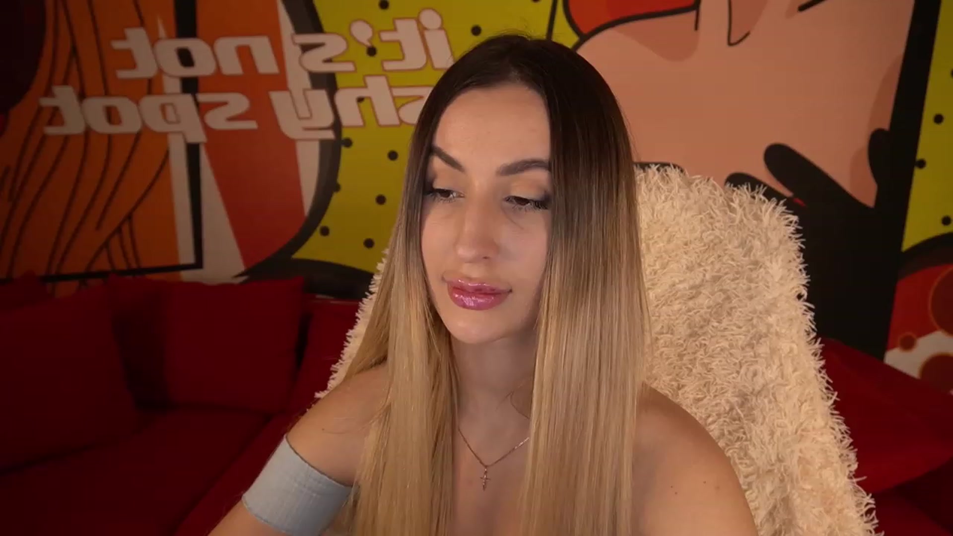 Gallery image thumbnail from LiaBrazzer's myfreecams stream on, 02/17/2023, 16:15 image 2 of 20