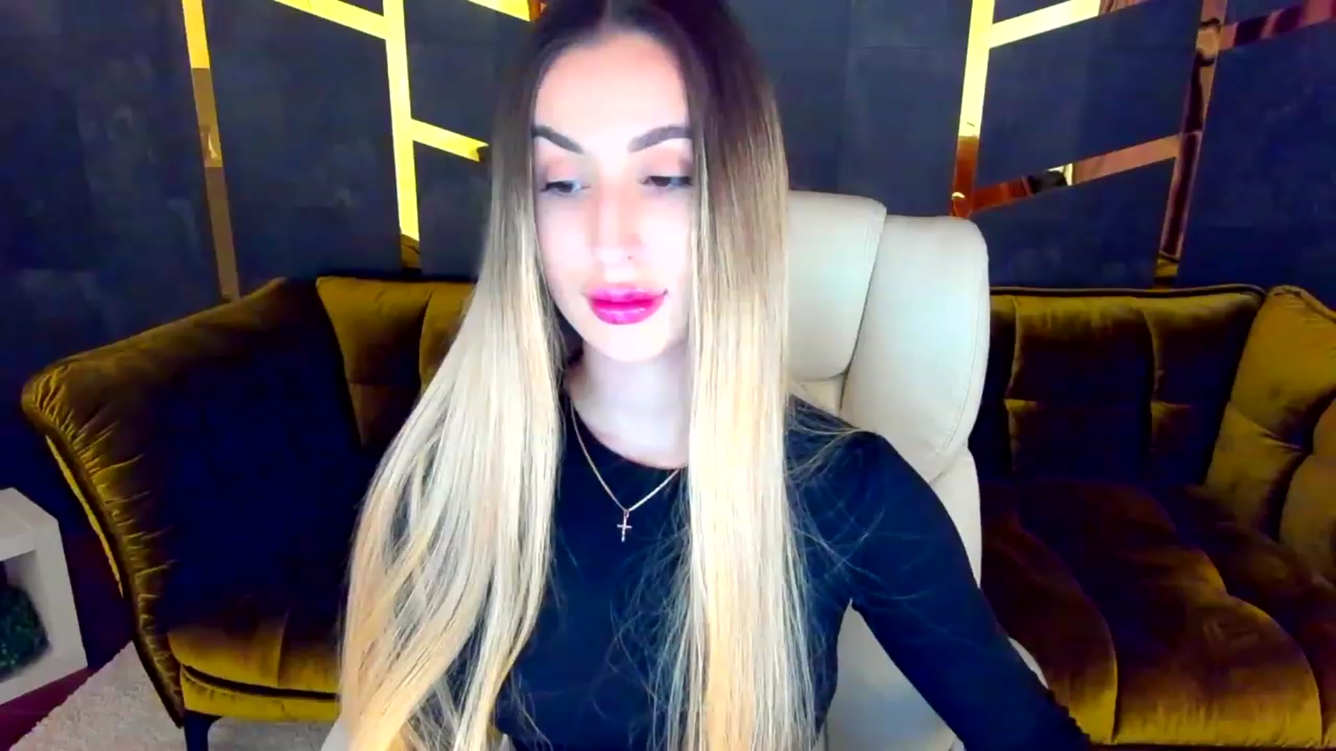 Gallery image thumbnail from LiaBrazzer's myfreecams stream on, 02/18/2023, 12:47 image 11 of 20