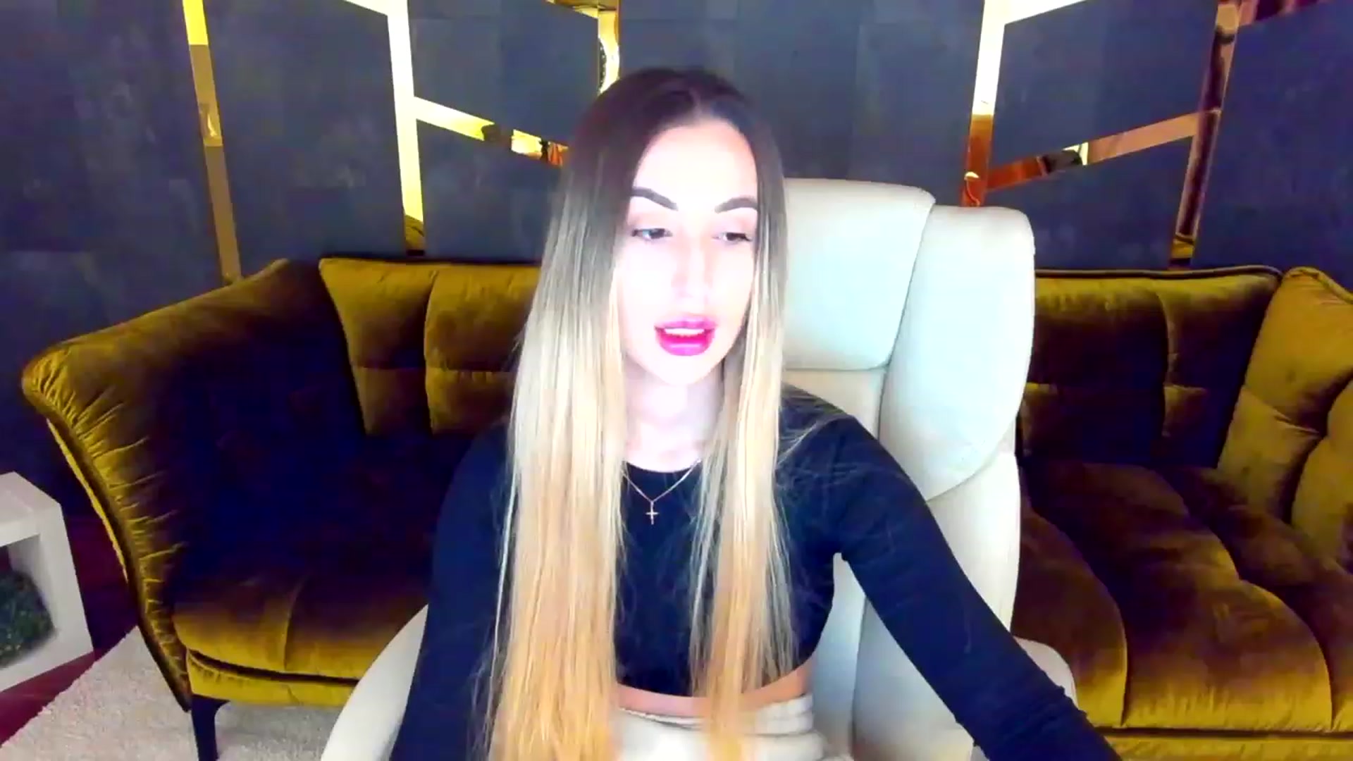 Gallery image thumbnail from LiaBrazzer's myfreecams stream on, 02/18/2023, 12:47 image 5 of 20