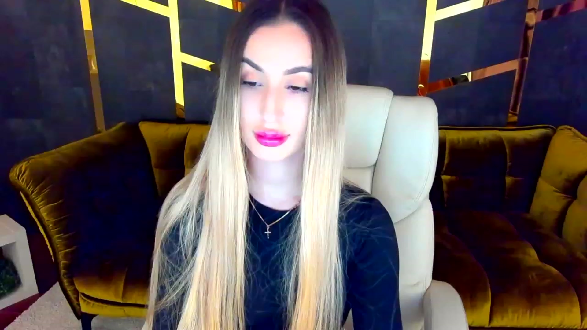 Gallery image thumbnail from LiaBrazzer's myfreecams stream on, 02/18/2023, 12:47 image 7 of 20
