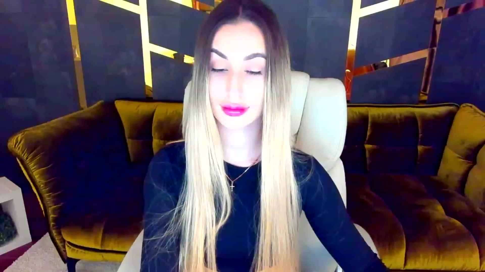 Gallery image thumbnail from LiaBrazzer's myfreecams stream on, 02/18/2023, 12:47 image 19 of 20
