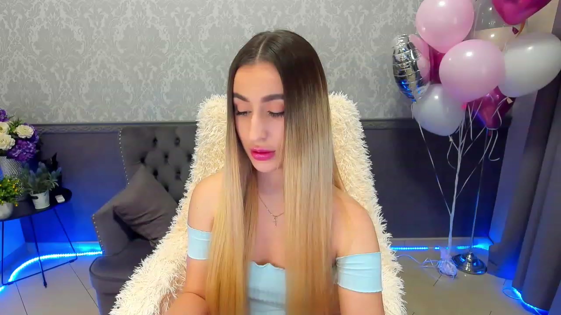Gallery image thumbnail from LiaBrazzer's myfreecams stream on, 02/18/2023, 15:52 image 7 of 20