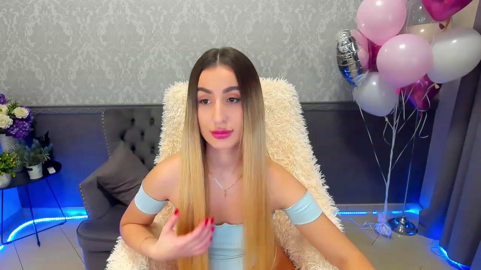 Gallery image thumbnail from LiaBrazzer's myfreecams stream on, 02/18/2023, 15:52 image 4 of 20