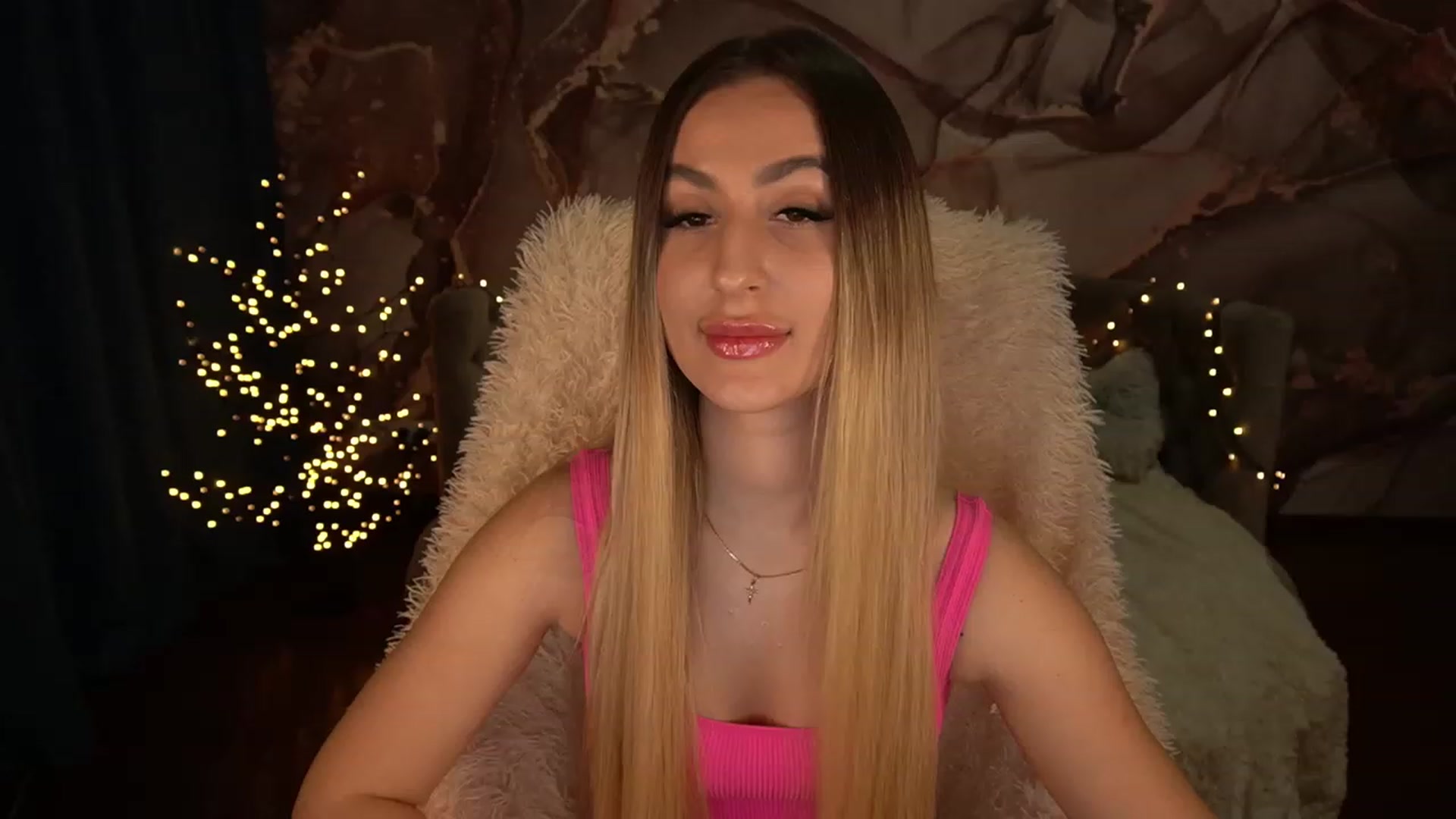 Gallery image thumbnail from LiaBrazzer's myfreecams stream on, 02/25/2023, 16:01 image 2 of 20