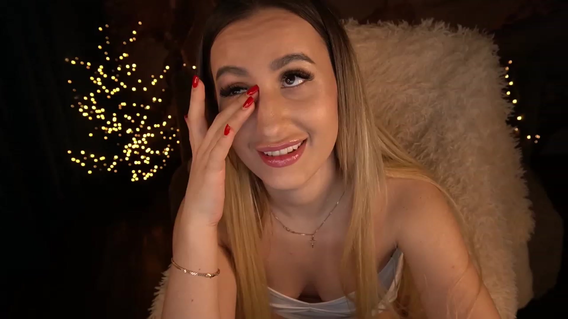 Gallery image thumbnail from LiaBrazzer's myfreecams stream on, 02/25/2023, 18:49 image 12 of 20