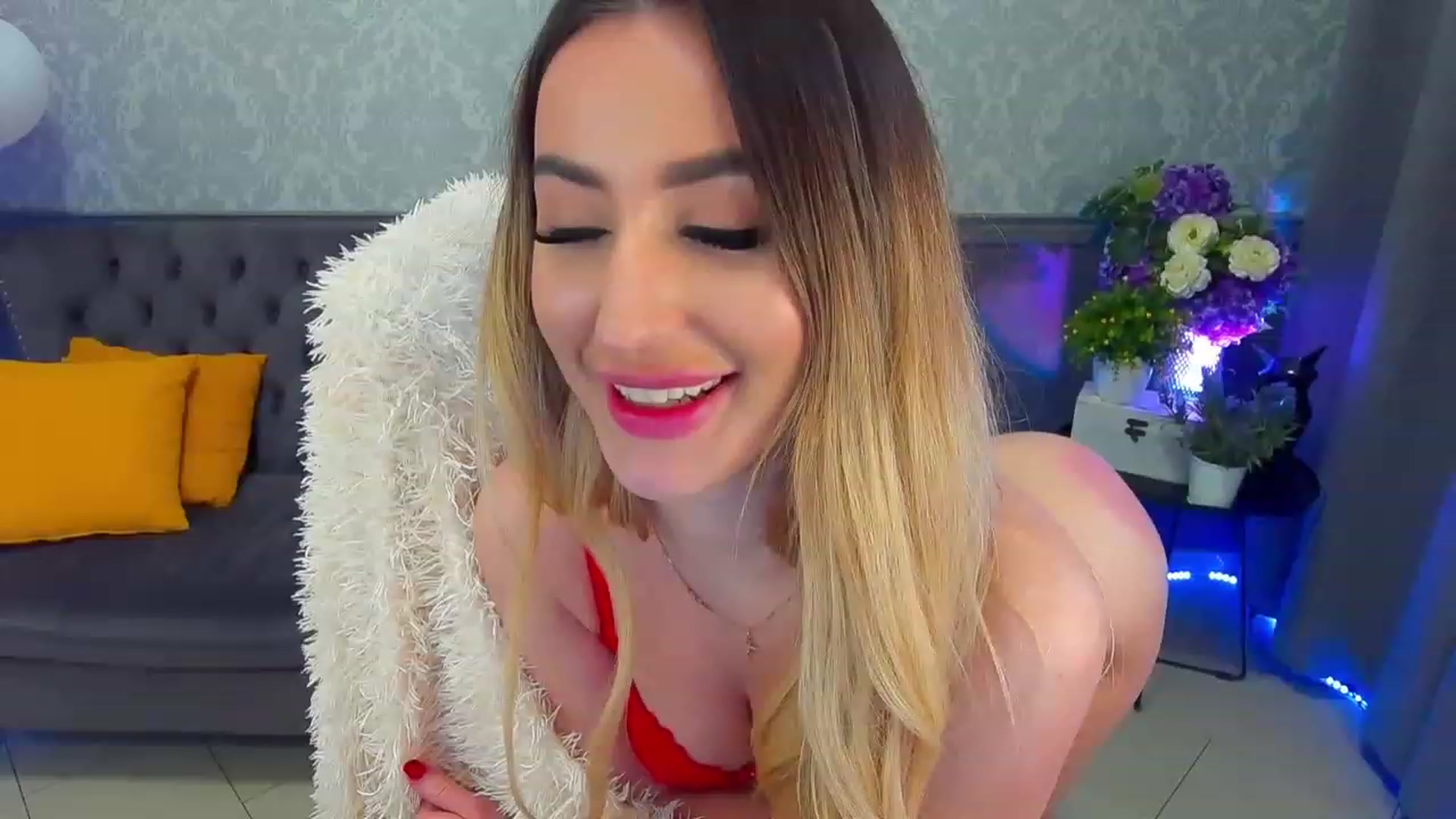Gallery image thumbnail from LiaBrazzer's myfreecams stream on, 02/26/2023, 12:20 image 13 of 20
