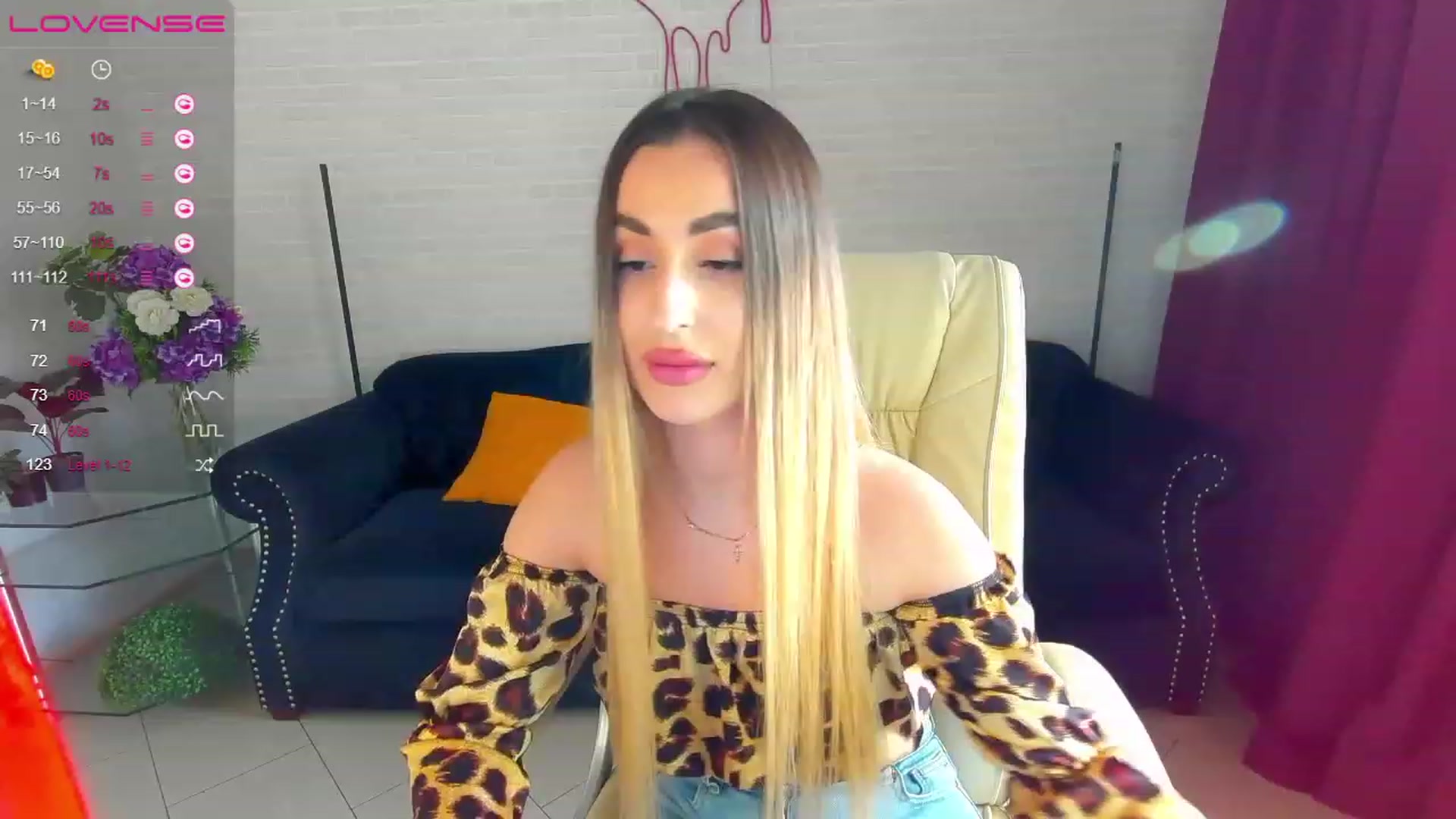 Gallery image thumbnail from LiaBrazzer's myfreecams stream on, 03/20/2023, 15:03 image 18 of 20