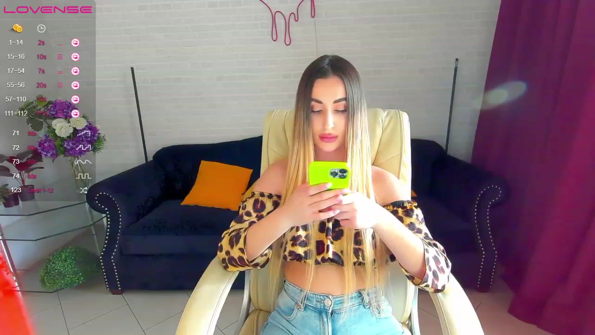 Gallery image thumbnail from LiaBrazzer's myfreecams stream on, 03/20/2023, 15:03 image 16 of 20