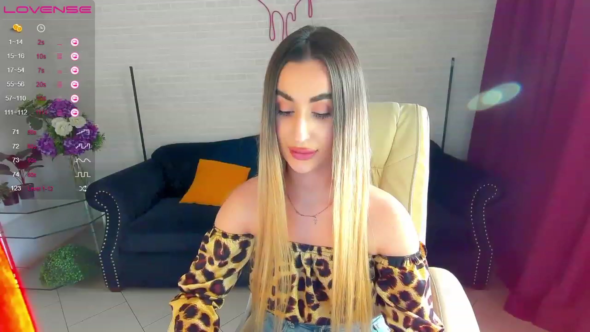 Gallery image thumbnail from LiaBrazzer's myfreecams stream on, 03/20/2023, 15:03 image 19 of 20