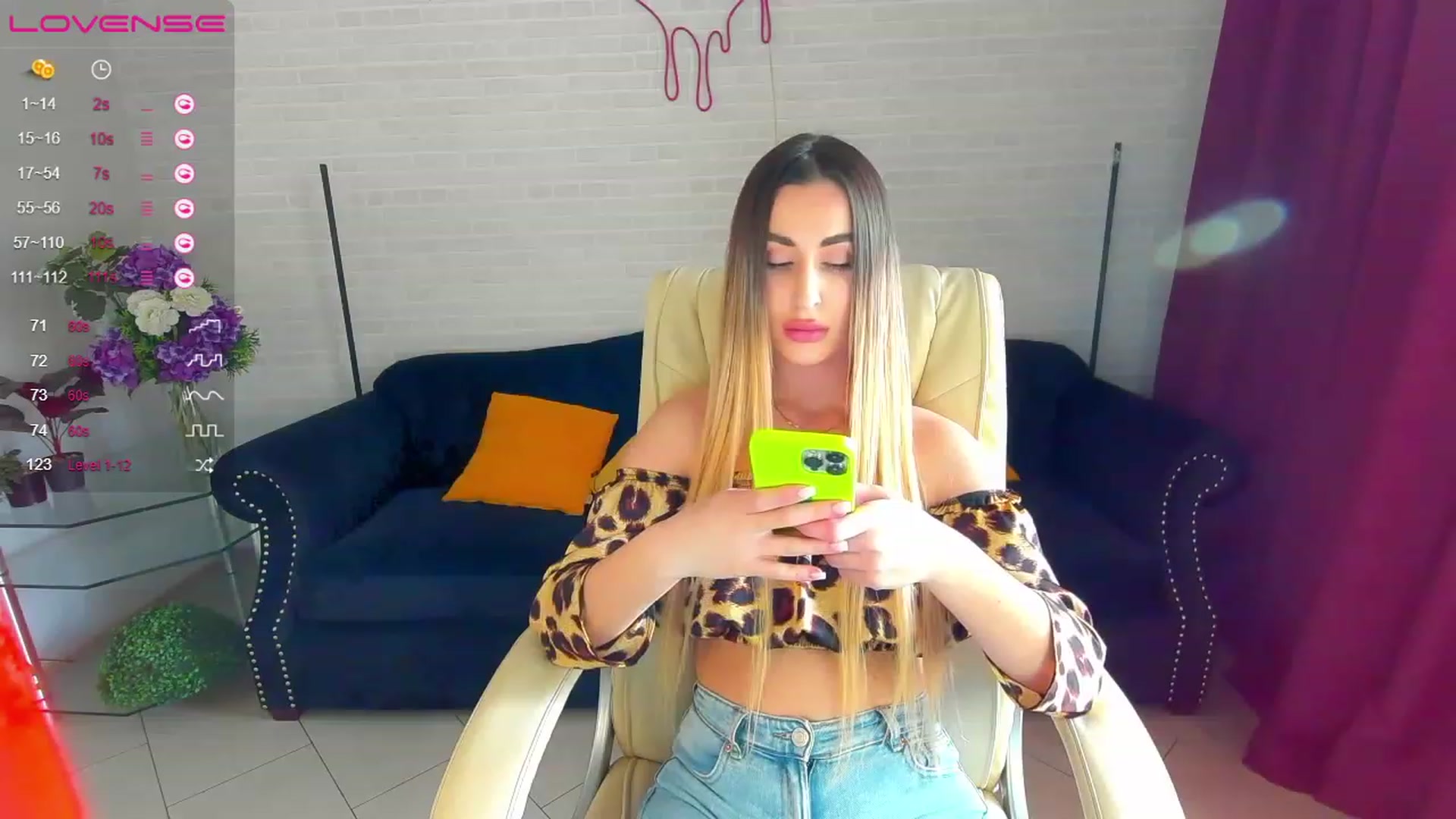 Gallery image thumbnail from LiaBrazzer's myfreecams stream on, 03/20/2023, 15:03 image 17 of 20