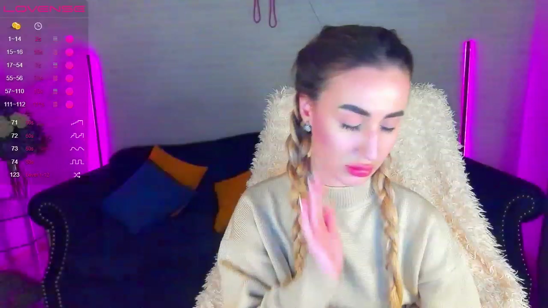 Gallery image thumbnail from LiaBrazzer's myfreecams stream on, 03/21/2023, 20:24 image 18 of 20
