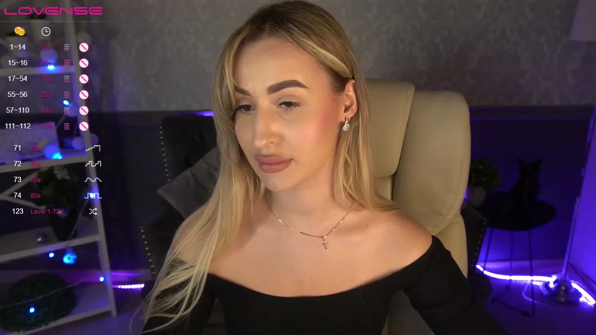 Gallery image thumbnail from LiaBrazzer's myfreecams stream on, 04/19/2023, 13:59 image 18 of 20