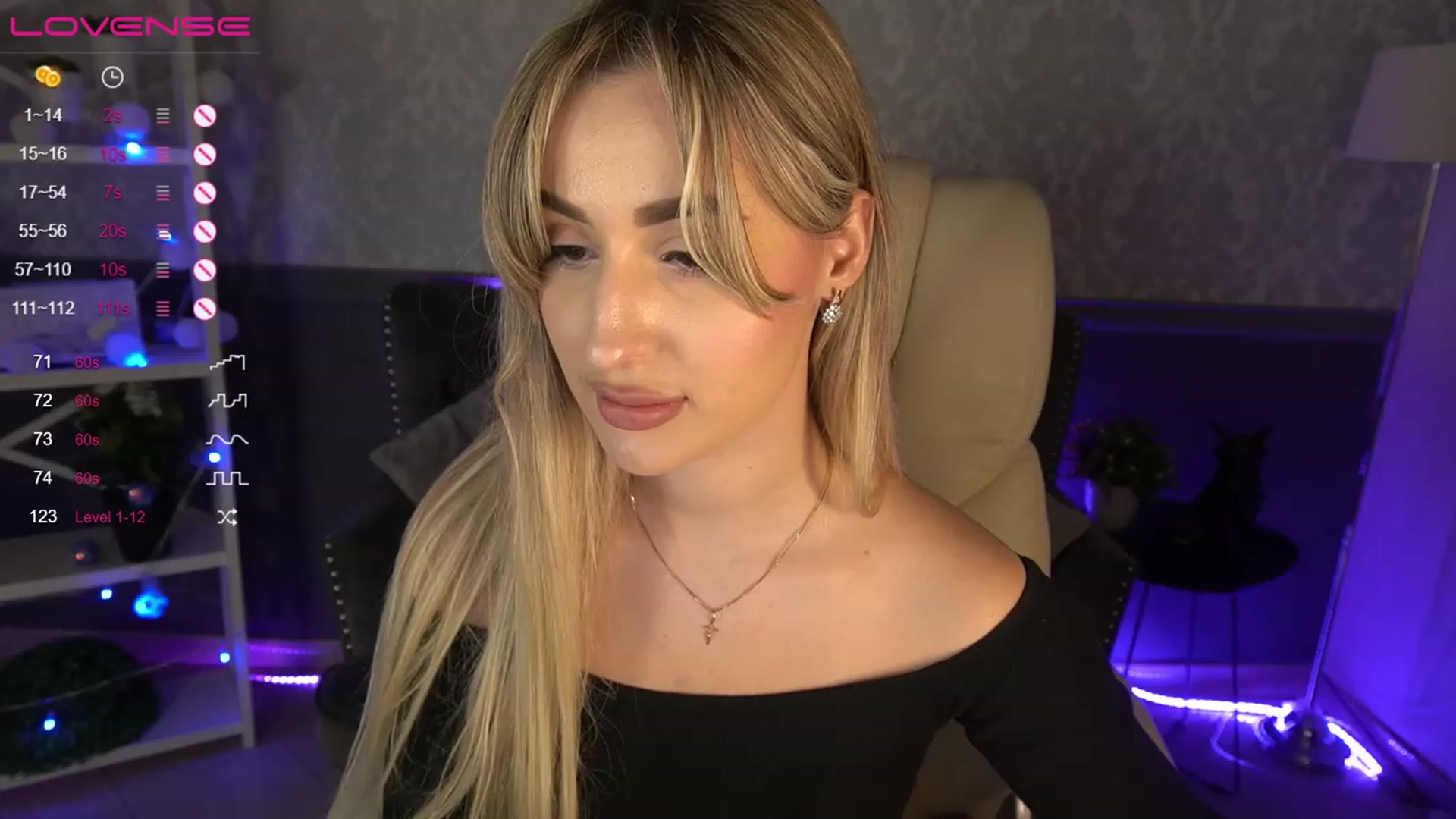 Gallery image thumbnail from LiaBrazzer's myfreecams stream on, 04/19/2023, 14:37 image 18 of 20