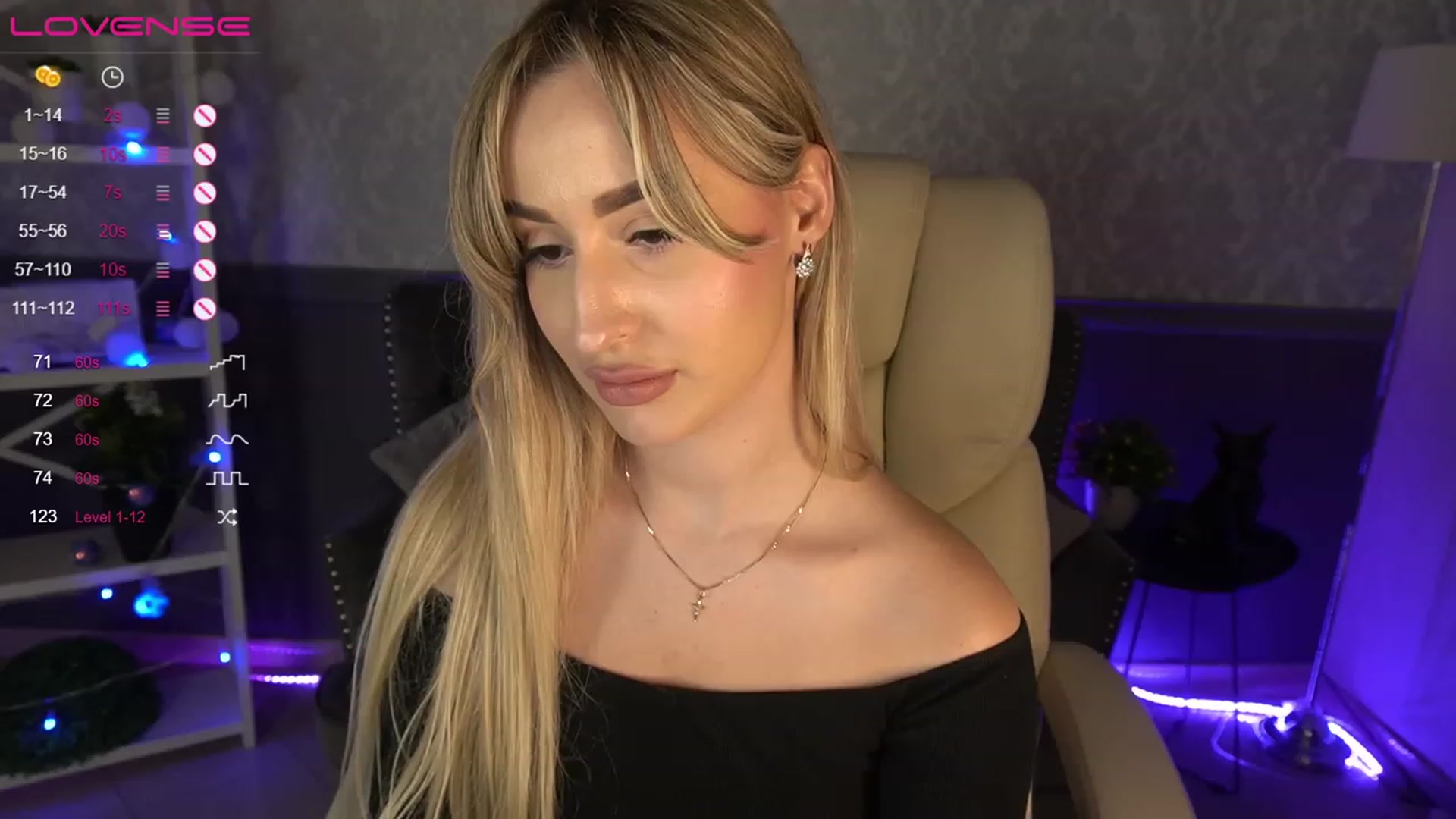 Gallery image thumbnail from LiaBrazzer's myfreecams stream on, 04/19/2023, 14:37 image 17 of 20