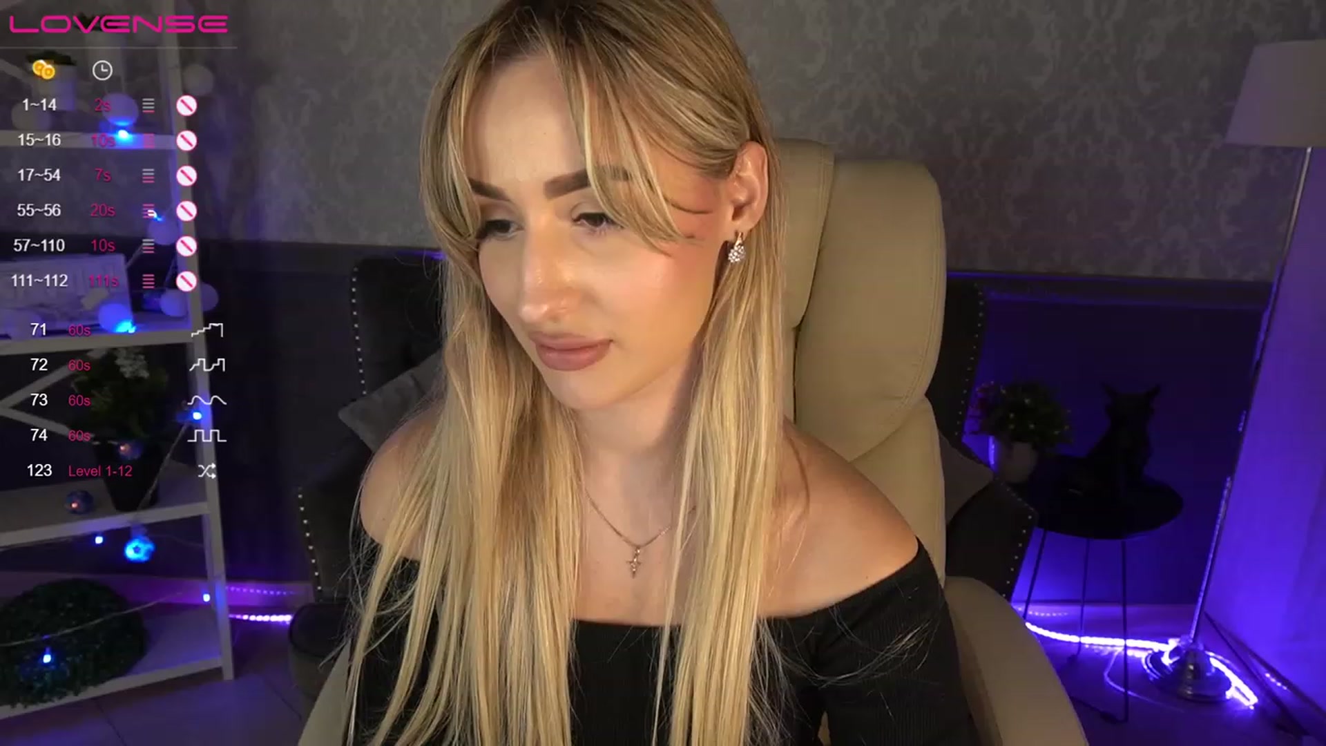 Gallery image thumbnail from LiaBrazzer's myfreecams stream on, 04/19/2023, 14:37 image 9 of 20