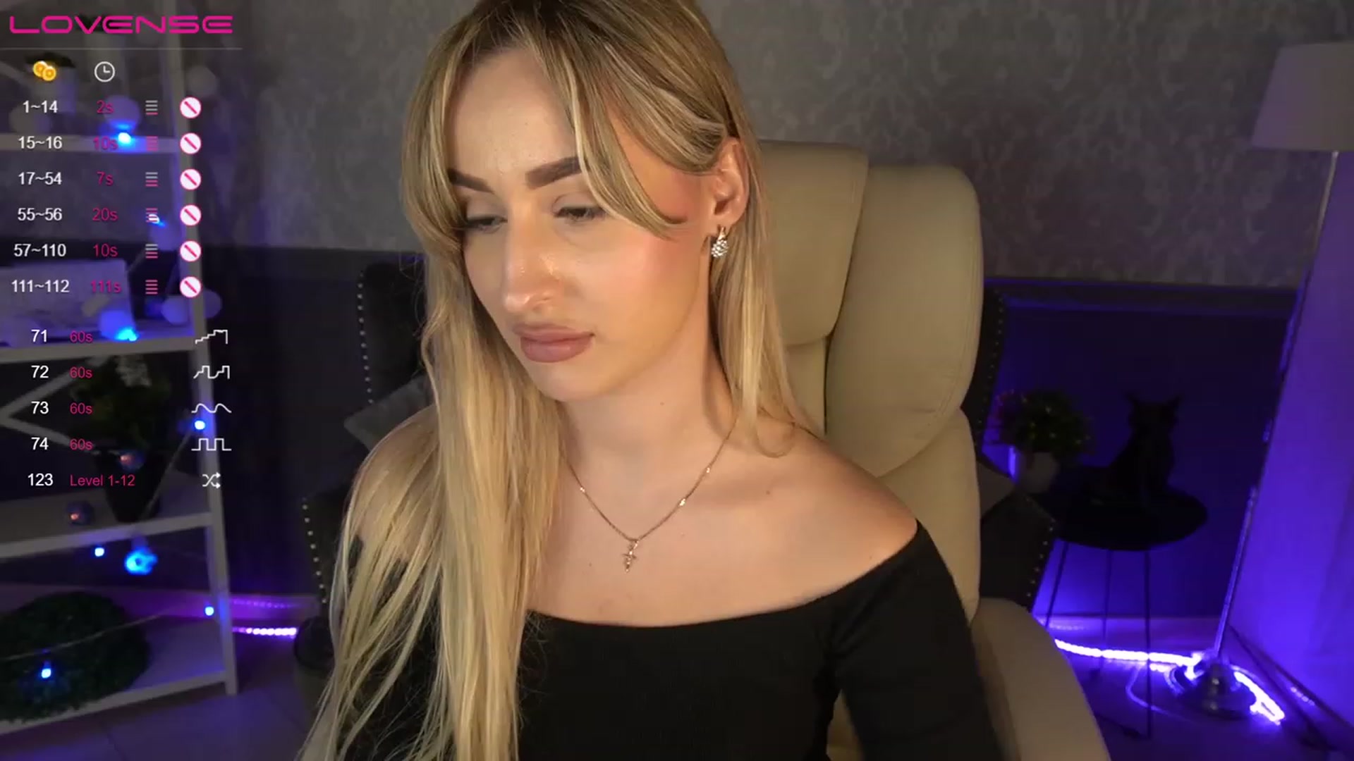 Gallery image thumbnail from LiaBrazzer's myfreecams stream on, 04/19/2023, 14:37 image 19 of 20