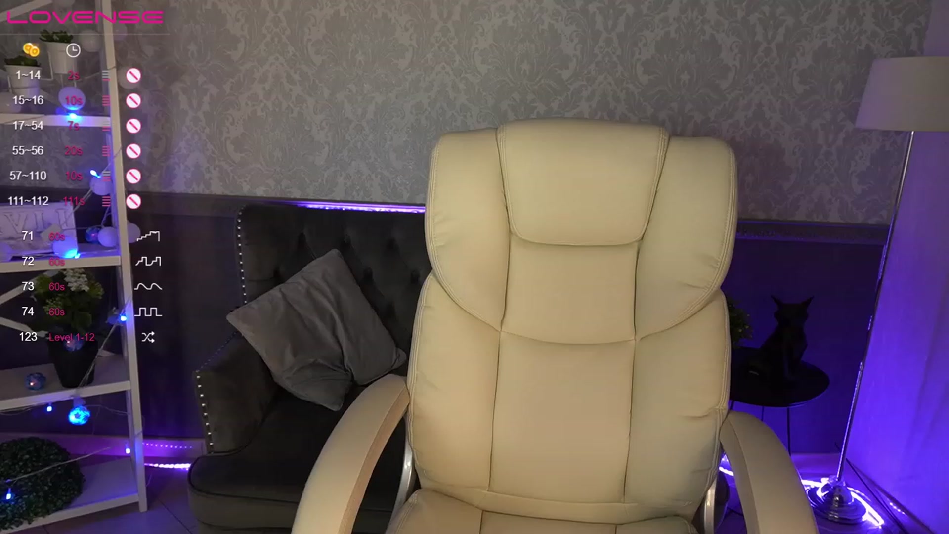 Gallery image thumbnail from LiaBrazzer's myfreecams stream on, 04/19/2023, 14:37 image 3 of 20