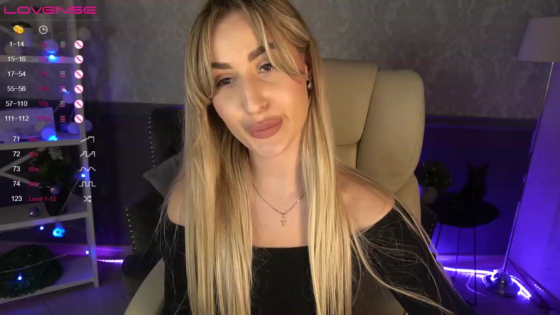 Gallery image thumbnail from LiaBrazzer's myfreecams stream on, 04/19/2023, 14:37 image 12 of 20